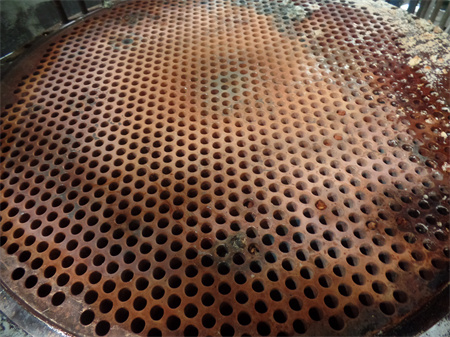 釜頂冷凝器清洗前